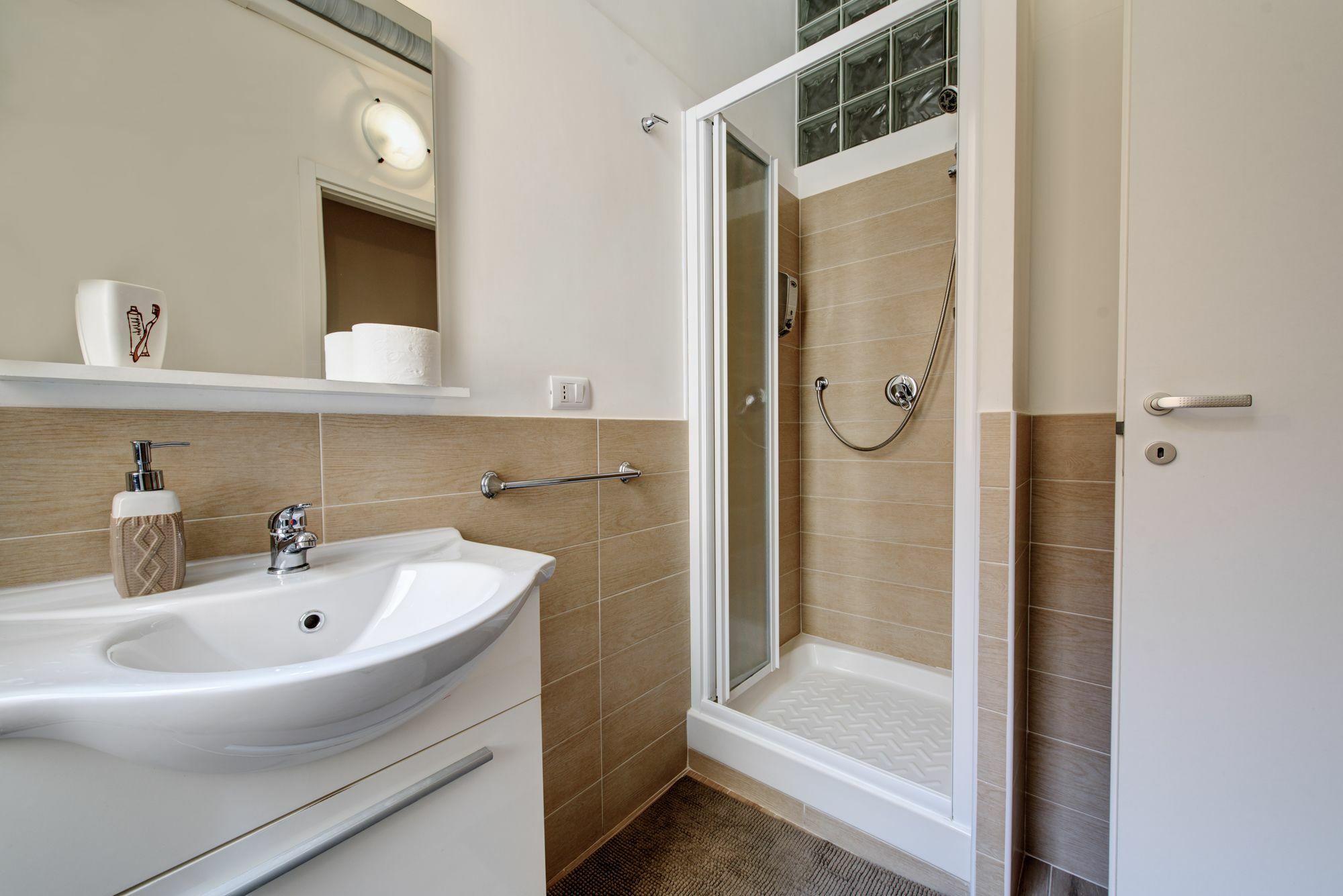 Ad Hoc Guest House Рим Экстерьер фото