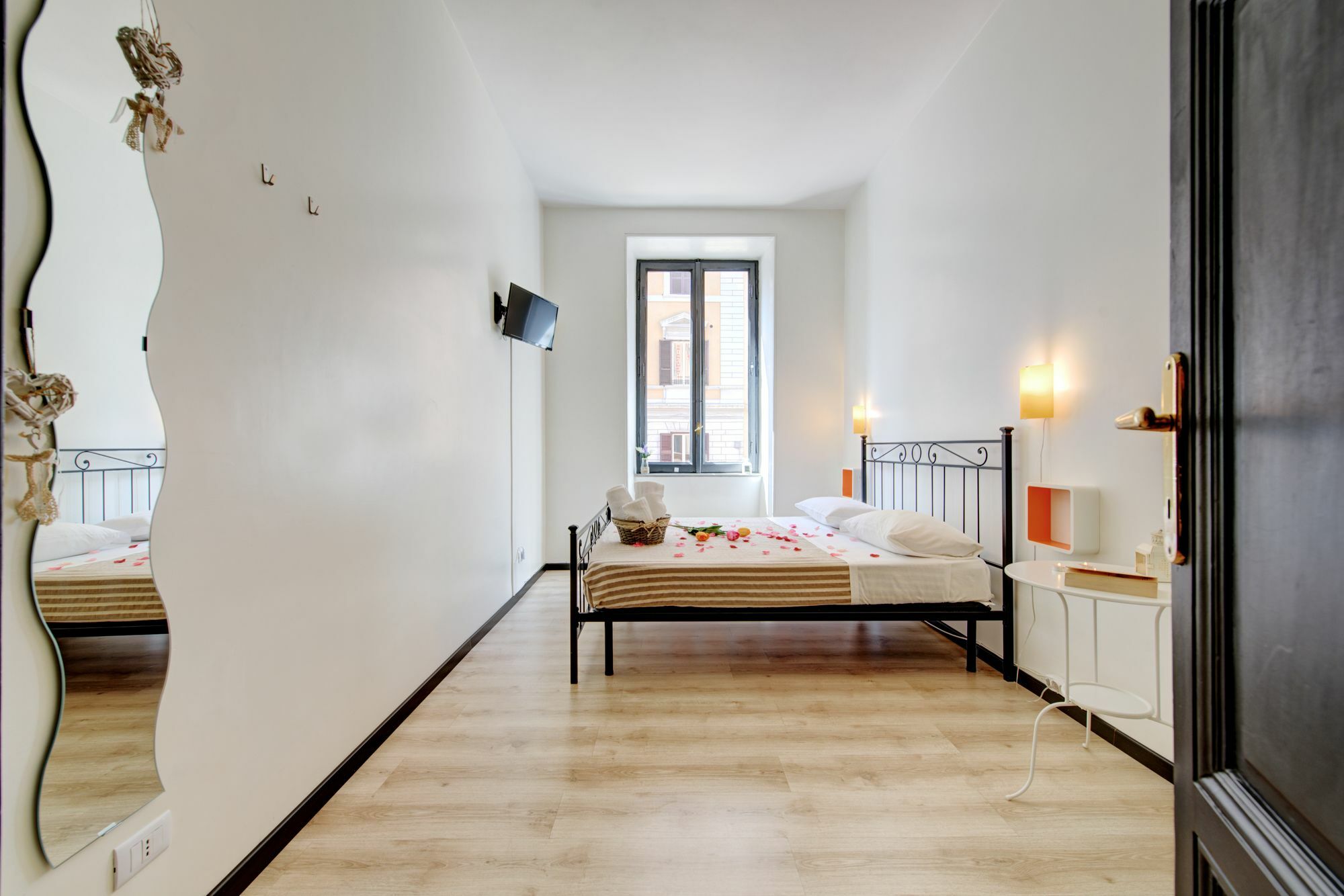 Ad Hoc Guest House Рим Экстерьер фото